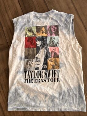 Taylor Swift The Eras Tour Tie Dye Tank in Blue and White - Size Large